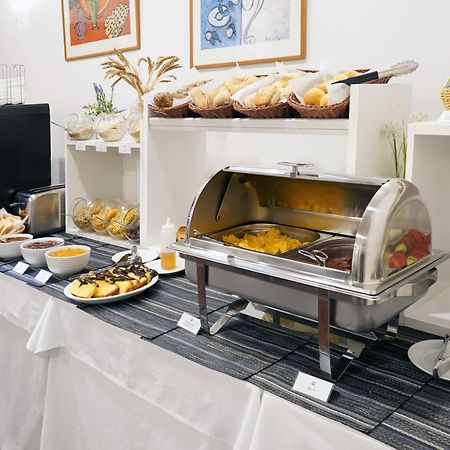 פונשל Vila Camacho Guest House מראה חיצוני תמונה