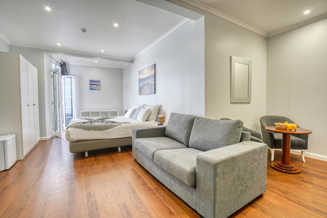 פונשל Vila Camacho Guest House מראה חיצוני תמונה
