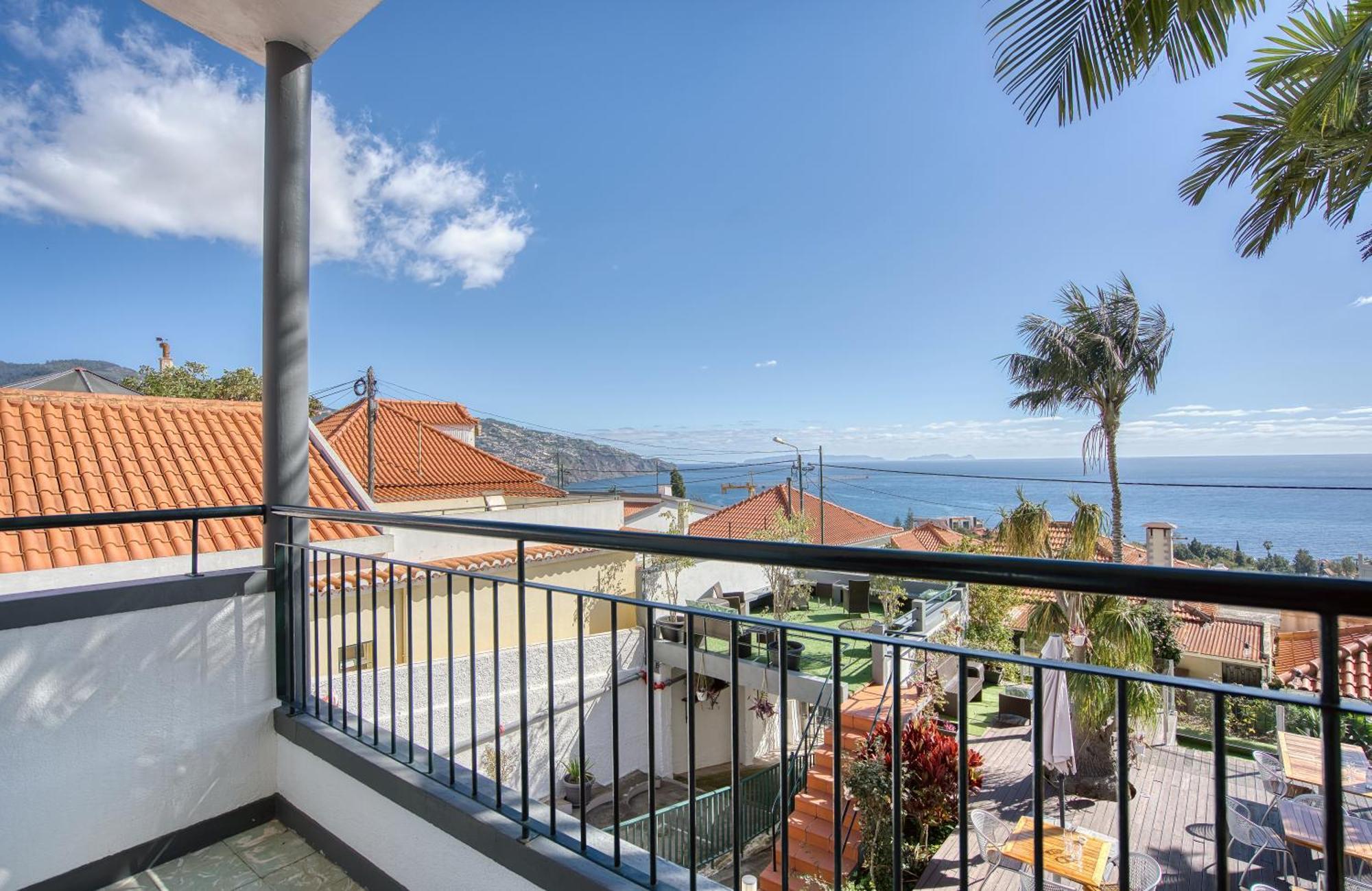 פונשל Vila Camacho Guest House מראה חיצוני תמונה